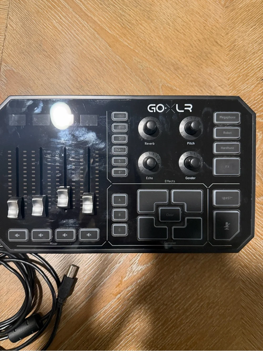TC-Helicon GoXLR Mixer/Audio Interface